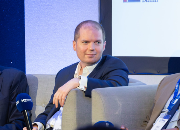 Lobo Leasing CEO